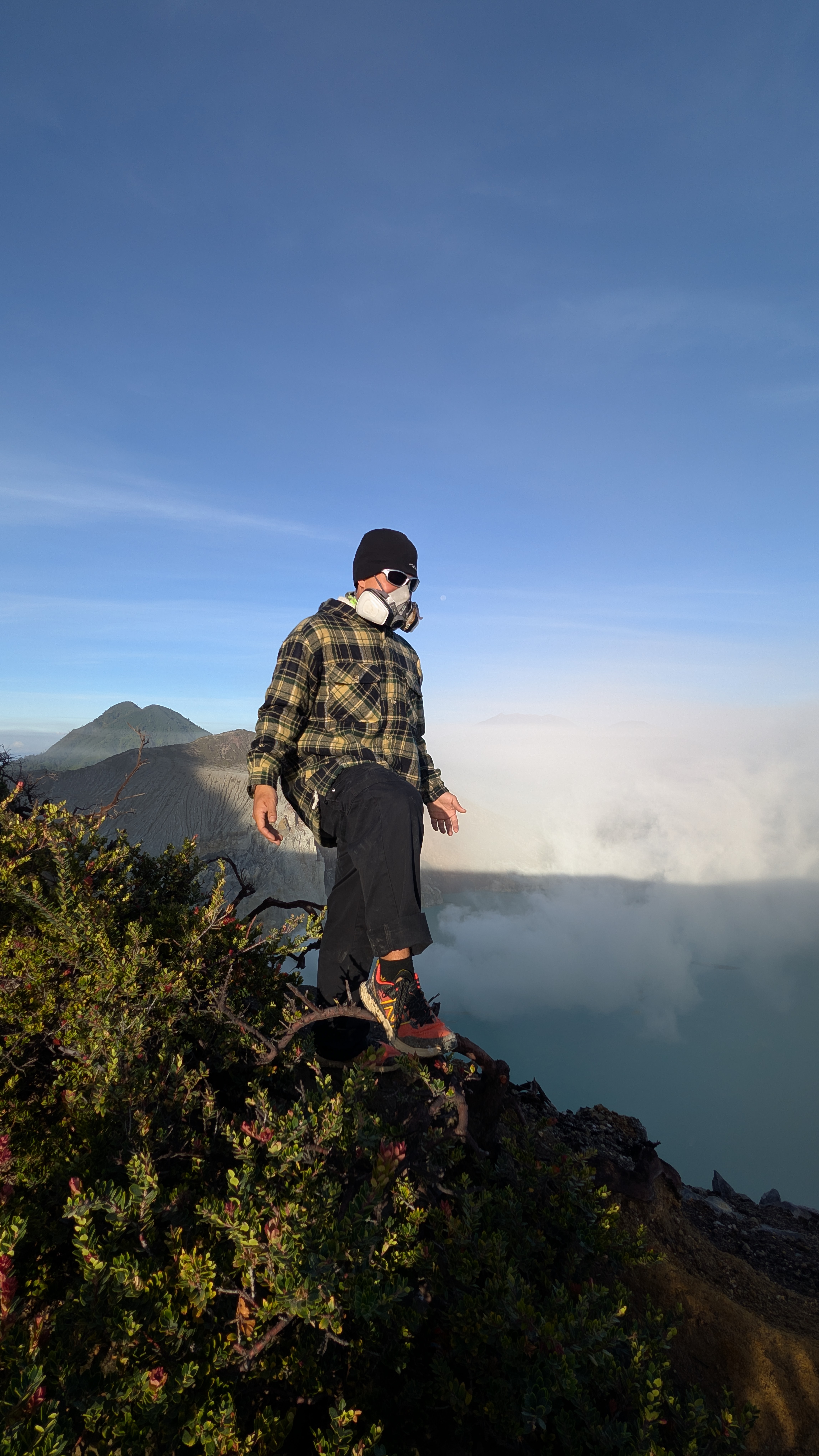 ต้าร์ที่ยอด Mount Rinjani Summit 3,726m